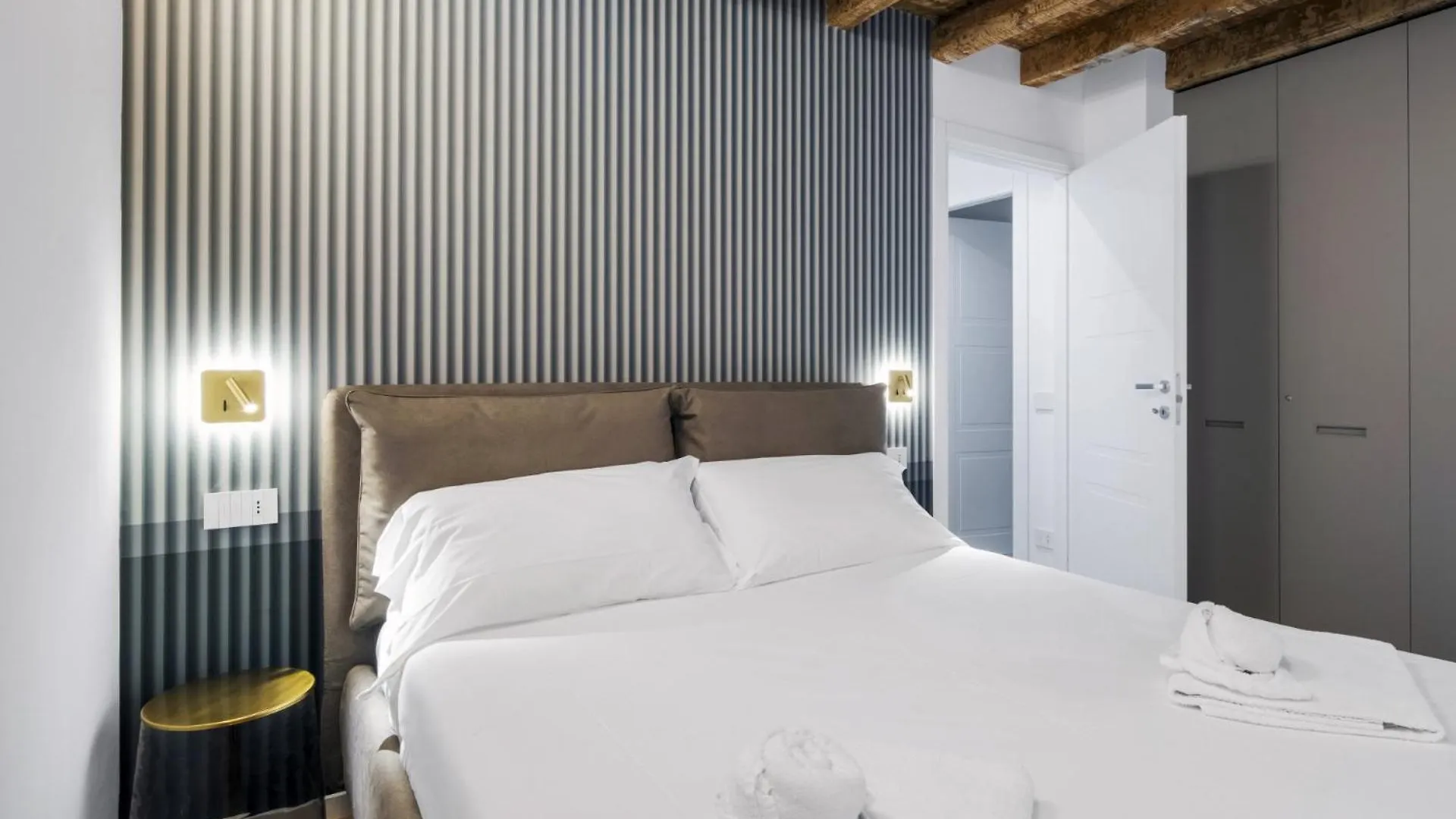 Ferienwohnung Easylife - Eleganza E Design In Porta Venezia Mailand Apartment