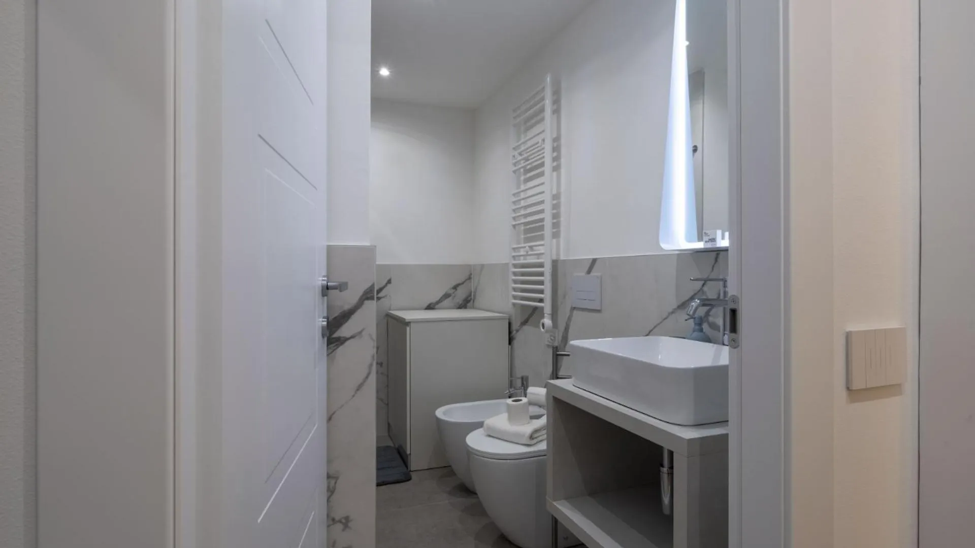 Ferienwohnung Easylife - Eleganza E Design In Porta Venezia Mailand