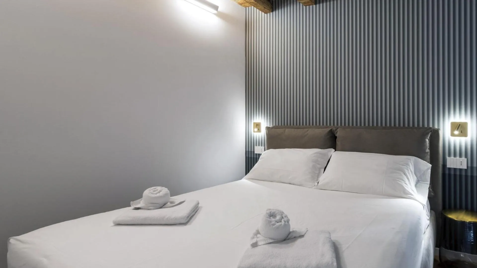 Ferienwohnung Easylife - Eleganza E Design In Porta Venezia Mailand