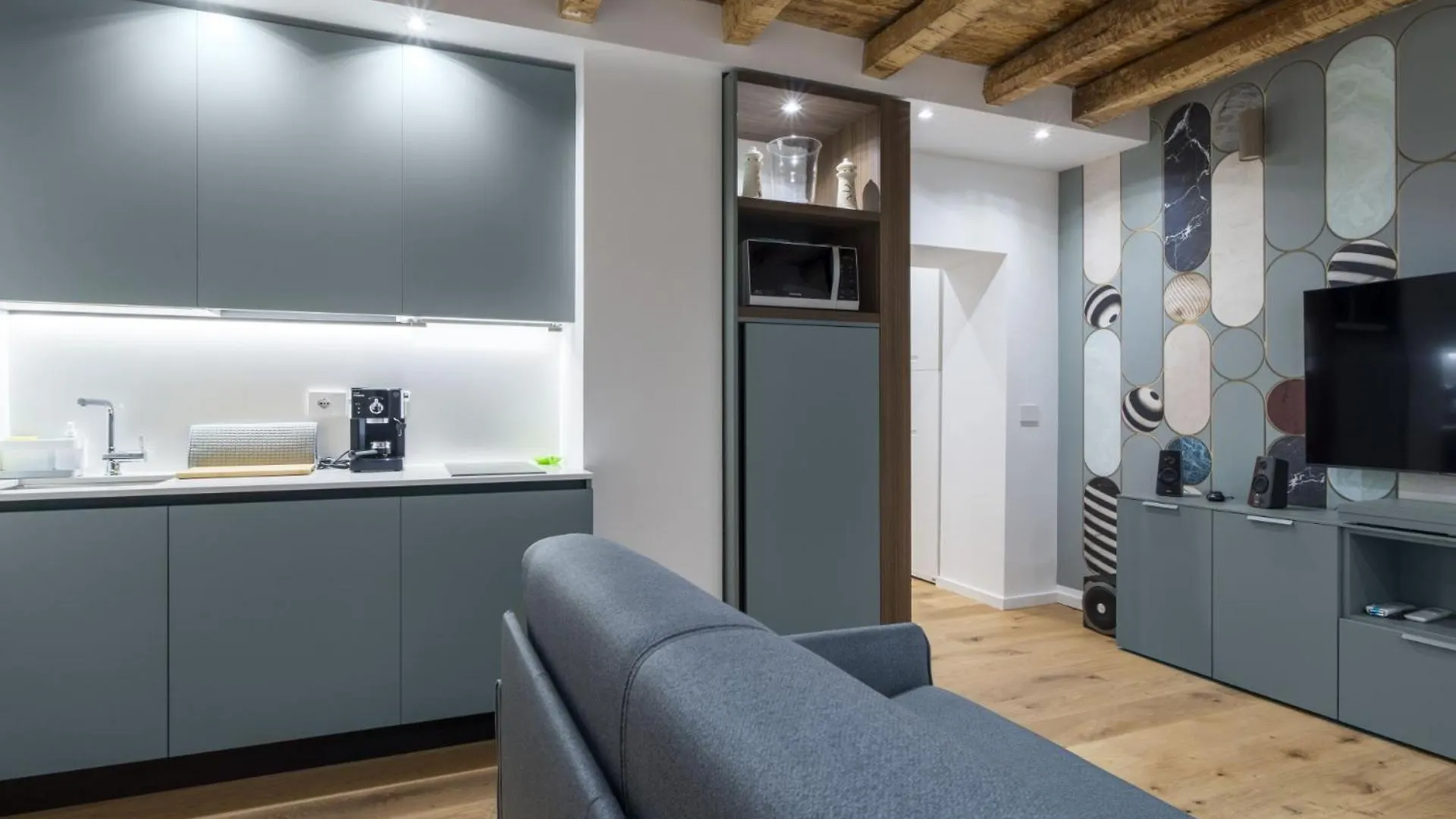 Apartment Ferienwohnung Easylife - Eleganza E Design In Porta Venezia Mailand