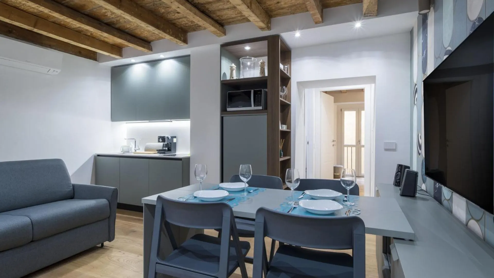 Ferienwohnung Easylife - Eleganza E Design In Porta Venezia Mailand