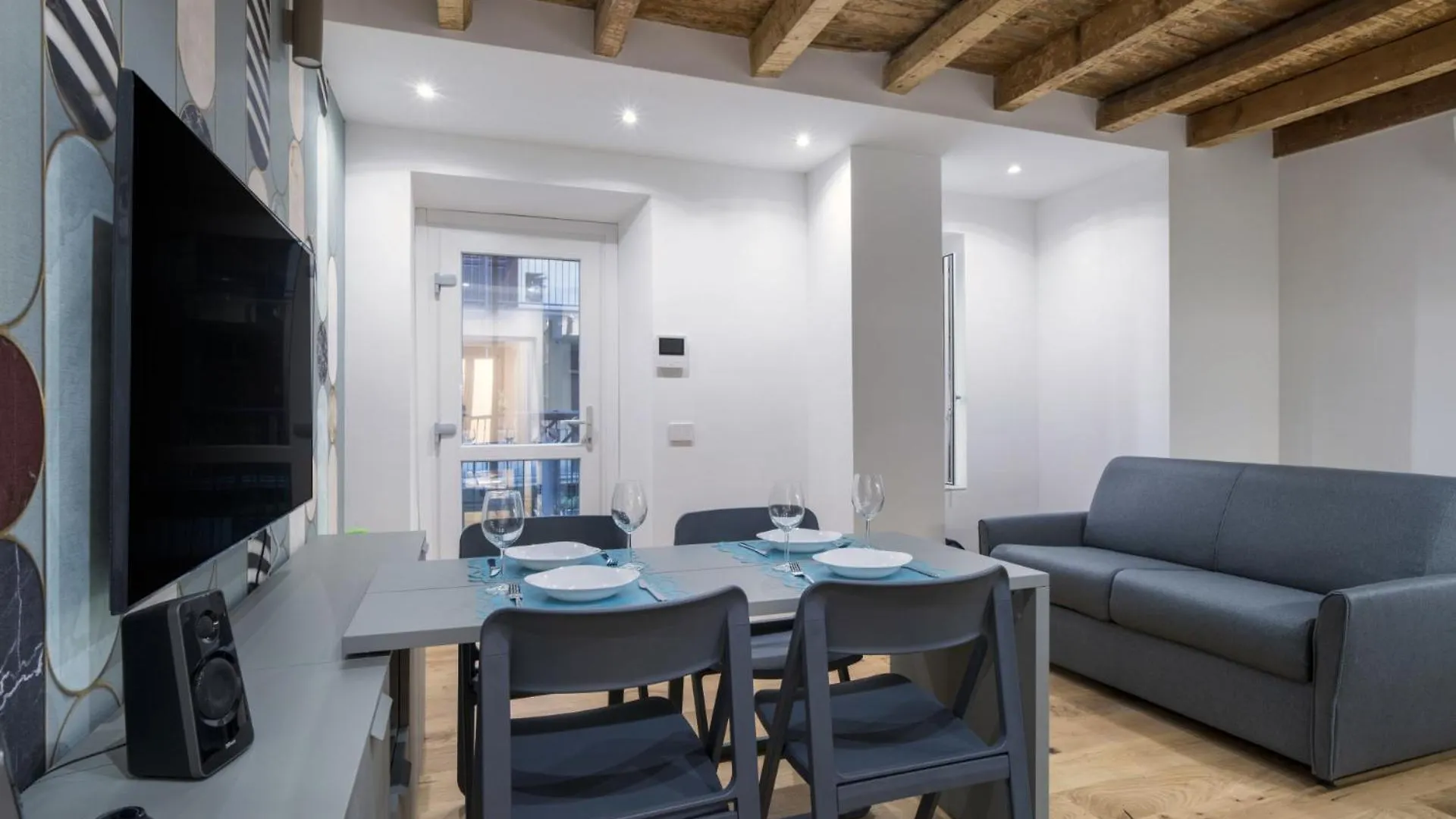Ferienwohnung Easylife - Eleganza E Design In Porta Venezia Mailand Italien
